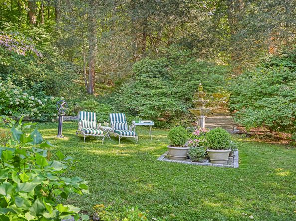 145 Lyons Plain Road, Weston CT 06883