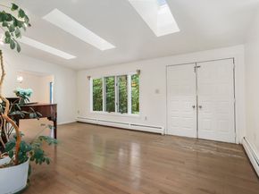 89 Cranbury Drive, Trumbull CT 06611