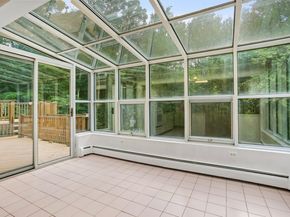 89 Cranbury Drive, Trumbull CT 06611