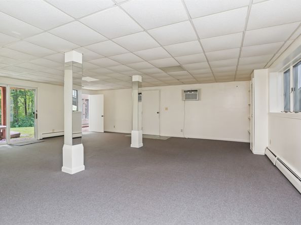 89 Cranbury Drive, Trumbull CT 06611