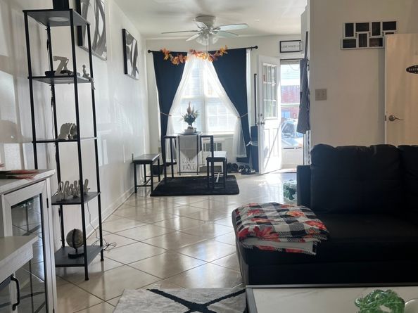 11 Nob Hill Circle 11, Bridgeport CT 06610