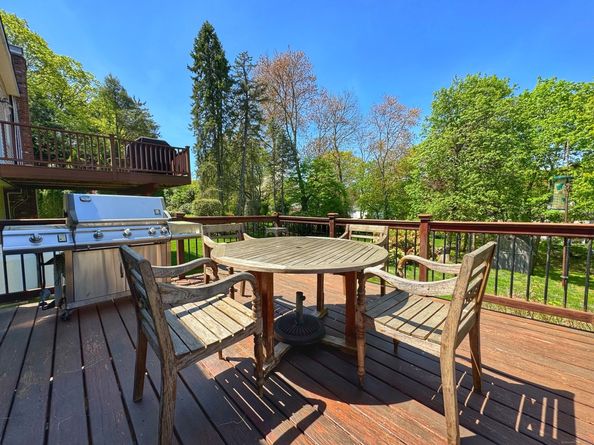 10 Ells Street, Norwalk CT 06850