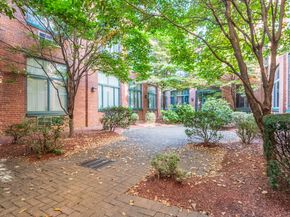 390 Charles Street APT 216, Bridgeport CT 06606