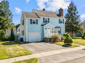 51 Blamey Circle, Stratford CT 06614