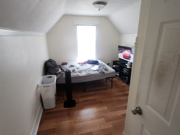 68 Edwin Street, Bridgeport CT 06607