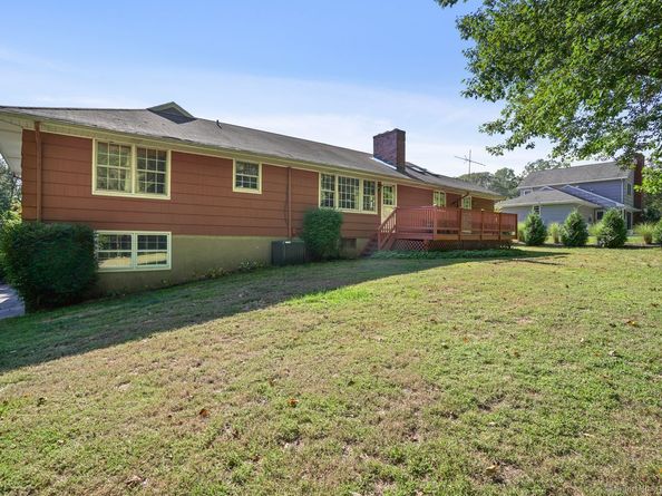 10 Aragon Drive, Trumbull CT 06611