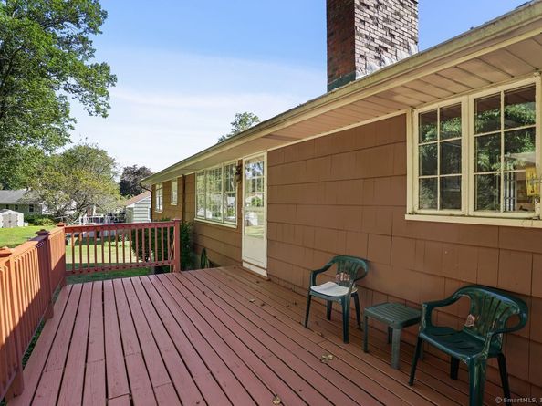 10 Aragon Drive, Trumbull CT 06611