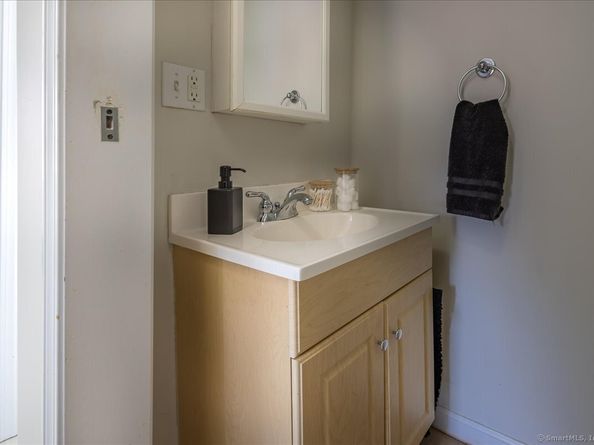 90 2nd Street, Fairfield CT 06825