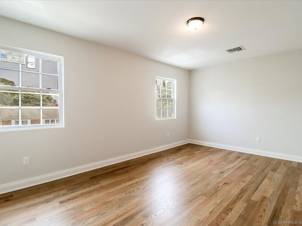 50 Greenhouse Road 42C, Bridgeport CT 06606