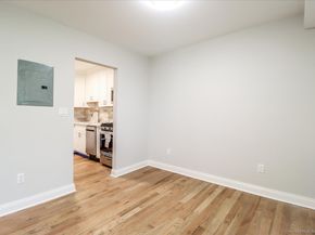 50 Greenhouse Road 42C, Bridgeport CT 06606