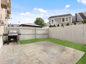 406 Courtland Avenue APT D, Stamford CT 06906