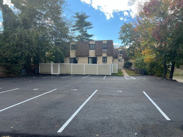 406 Courtland Avenue APT D, Stamford CT 06906