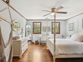 28 Grand Place, Newtown CT 06470