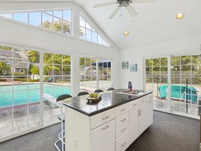 28 Grand Place, Newtown CT 06470