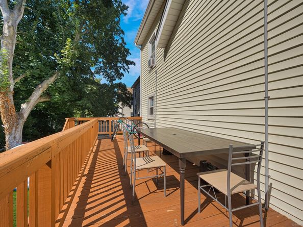 90 Courtland Hill Street, Stamford CT 06906
