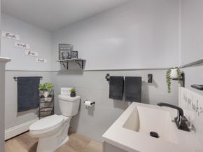 90 Courtland Hill Street, Stamford CT 06906