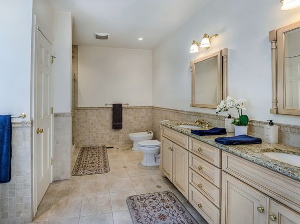 101 Carol Street, Danbury CT 06810