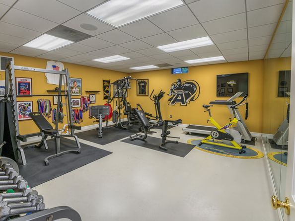 101 Carol Street, Danbury CT 06810