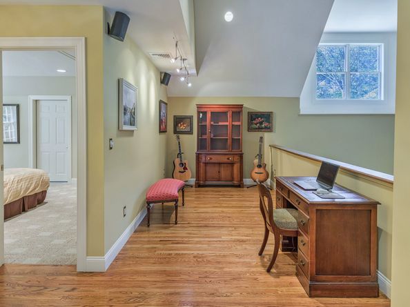 101 Carol Street, Danbury CT 06810