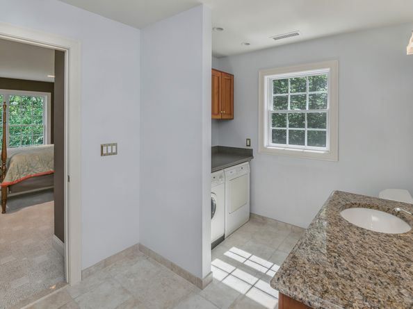101 Carol Street, Danbury CT 06810