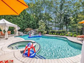35 Blackberry Lane, Shelton CT 06484