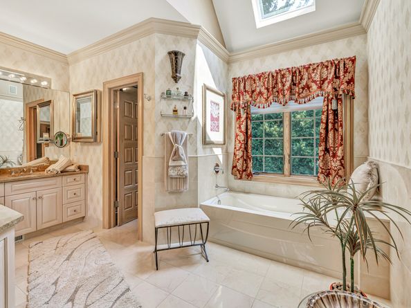 35 Blackberry Lane, Shelton CT 06484