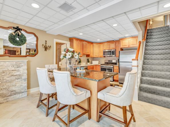 35 Blackberry Lane, Shelton CT 06484