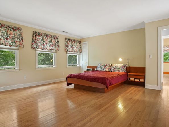 9 Trailside Drive, Norwalk CT 06851