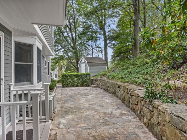 9 Trailside Drive, Norwalk CT 06851
