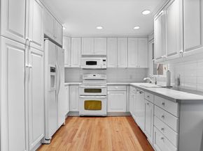 9 Trailside Drive, Norwalk CT 06851
