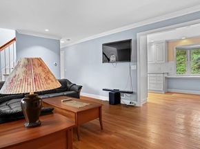 9 Trailside Drive, Norwalk CT 06851