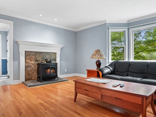 9 Trailside Drive, Norwalk CT 06851