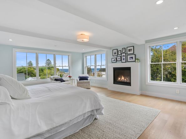 11 Sterling Drive, Westport CT 06880