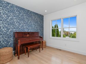 11 Sterling Drive, Westport CT 06880