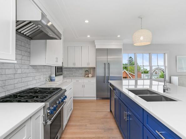 11 Sterling Drive, Westport CT 06880