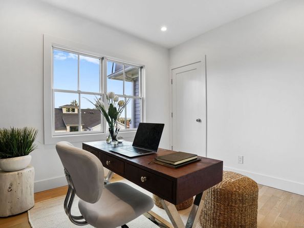 11 Sterling Drive, Westport CT 06880