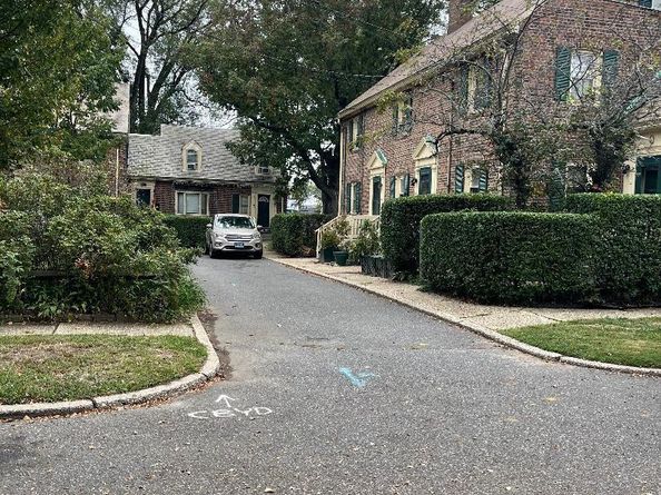217 alsace Street, Bridgeport CT 06604