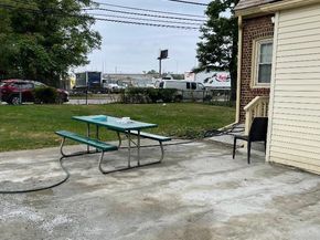 217 alsace Street, Bridgeport CT 06604