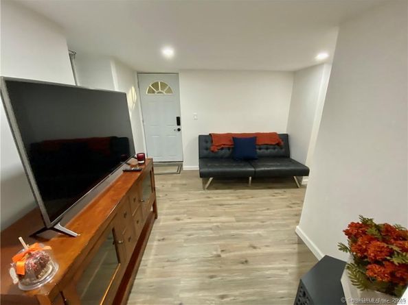 18 Fenway Street, Stamford CT 06902