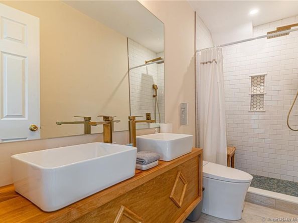 18 Fenway Street, Stamford CT 06902