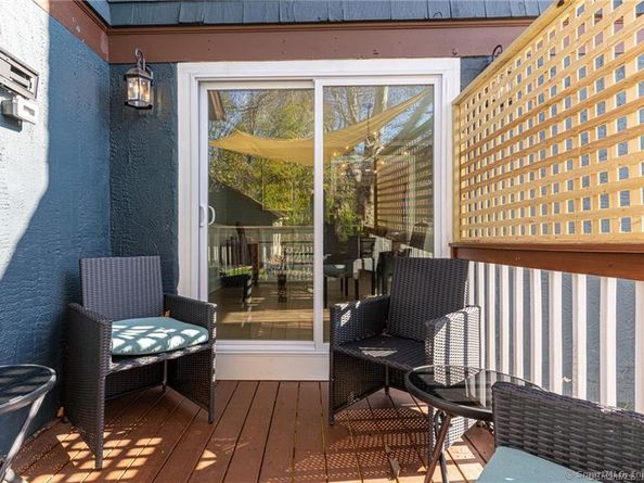 18 Fenway Street, Stamford CT 06902