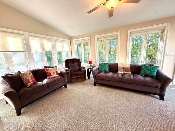263 Navajo Loop 263, Shelton CT 06484