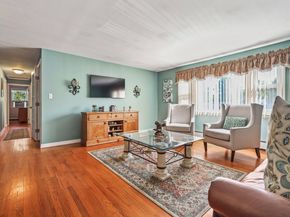 135 Grey Rock Road, Bridgeport CT 06606