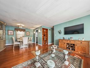 135 Grey Rock Road, Bridgeport CT 06606
