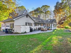 4 Autumn Ridge Road, New Fairfield CT 06812