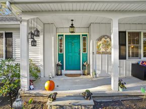 4 Autumn Ridge Road, New Fairfield CT 06812