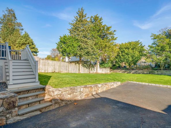 26 Chelene Road, Norwalk CT 06851