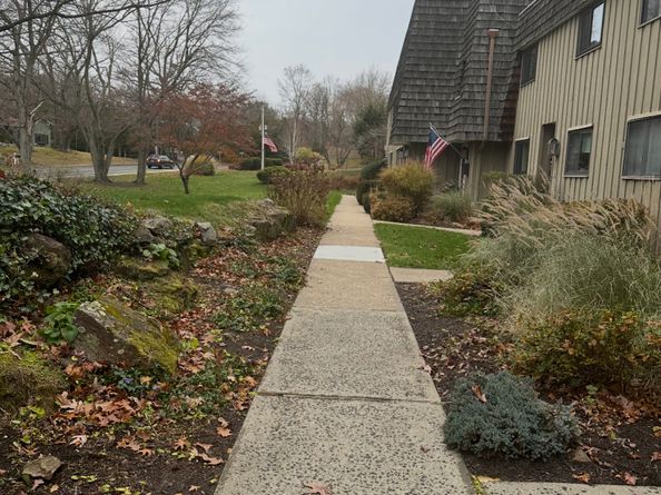 10 Ledgebrook Drive 10, Norwalk CT 06854