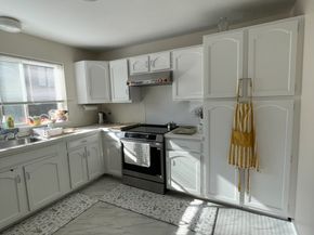 10 Ledgebrook Drive 10, Norwalk CT 06854