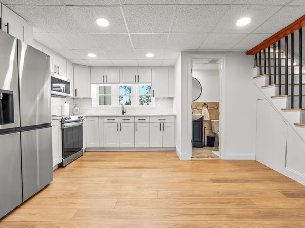 34 Birdseye Road, Shelton CT 06484